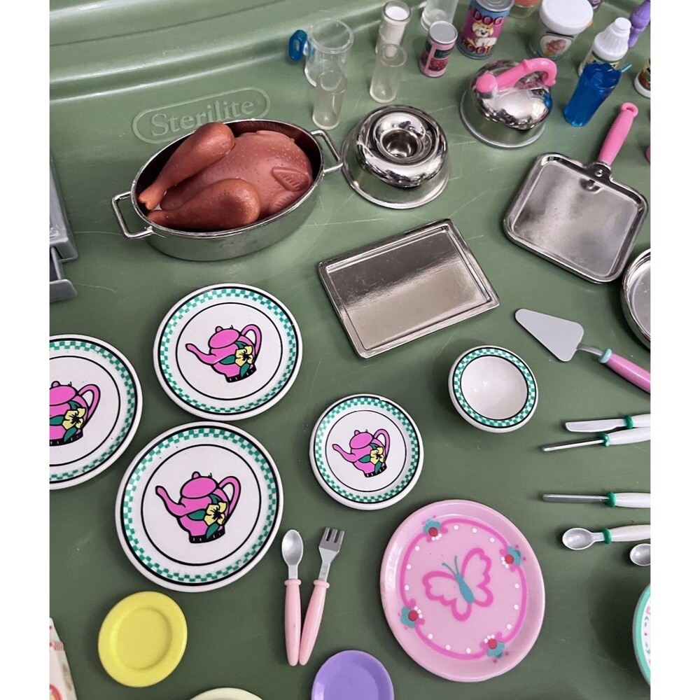 1996 Tyco Kitchen Littles Barbie Dollhouse Size Food Accessories Lot 92 Pieces - Picture 8 of 10